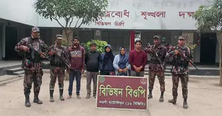 চাঁপাইনবাবগঞ্জ সীমান্তে নারীসহ ৫ জনকে বিএসএফের ‘পুশ ইন’